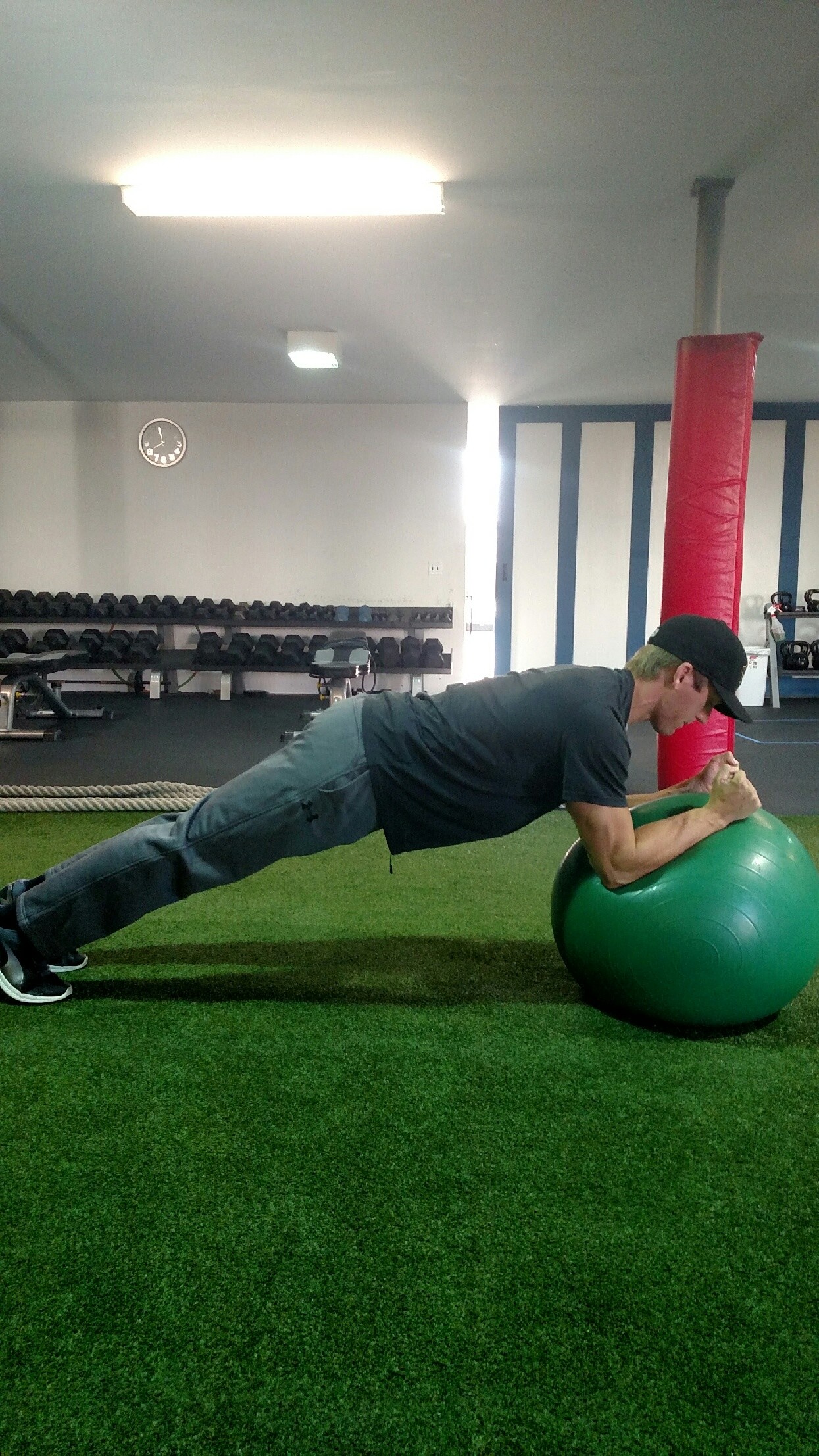 Improve core stability, reduce injury risk, and improve performance with isometric exercise